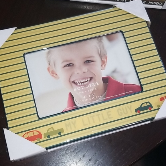 Picture frames - Picture 2 of 7